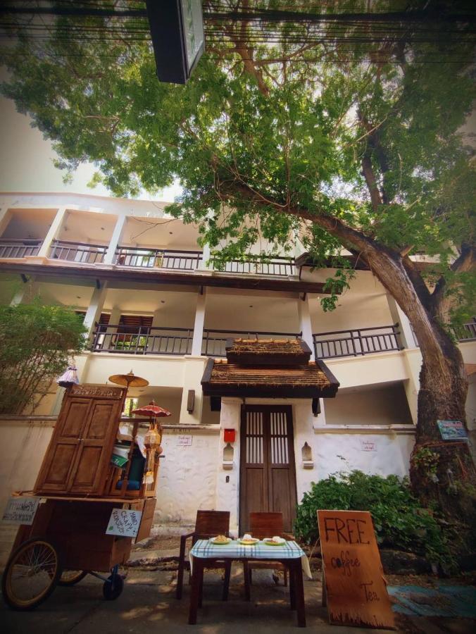 La Maison Verte Hostel Chiang Mai Ngoại thất bức ảnh